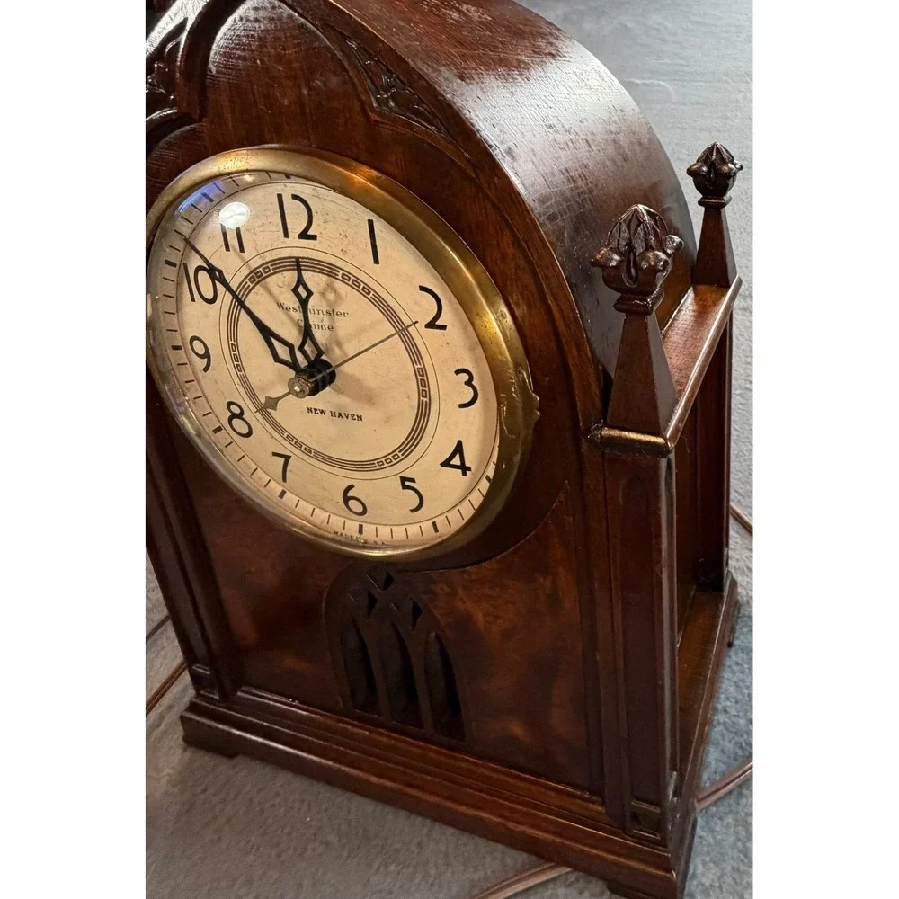1935 Vintage New Haven Electric Mantel Clock Westminster Chime Gothic Wood